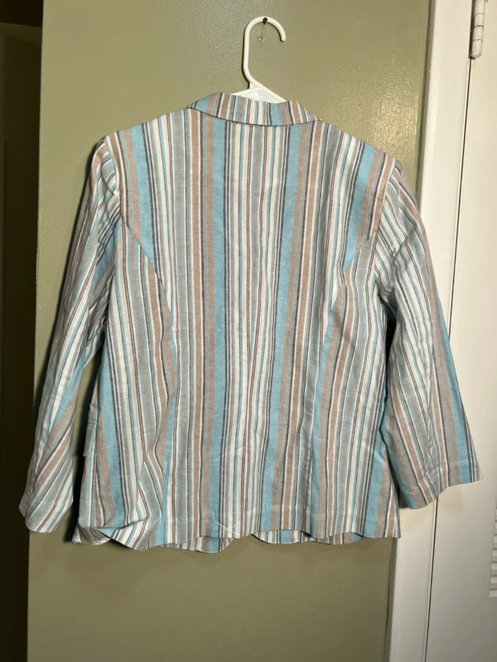 Laurie Felt Women's Size 12 Stripe Crop Blazer Blue Brown White Stripes Stretch